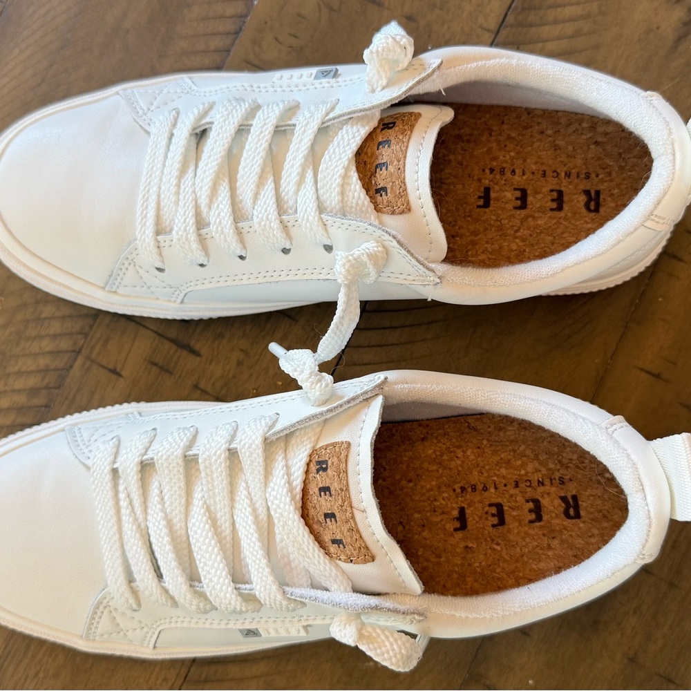 Reef Lay Day Dawn Lace-Up Sneakers